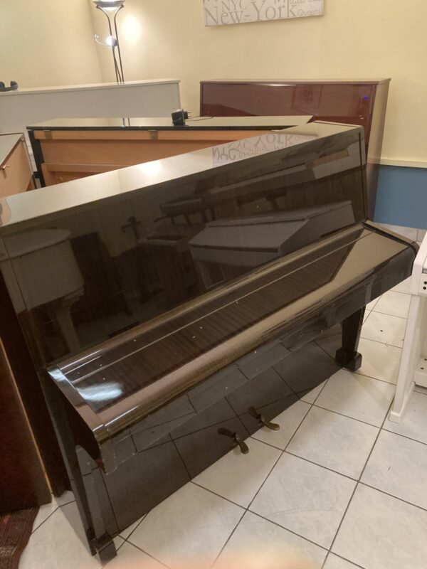 Piano droit SAUTER