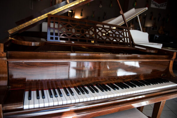 Steinway / nous consulter